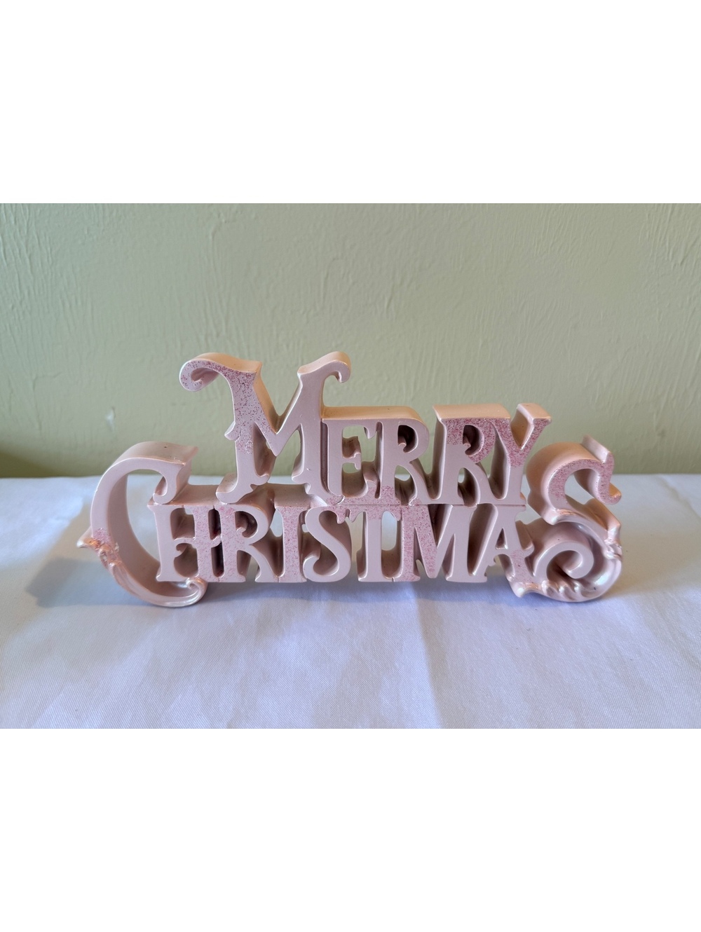 Resin Merry Christmas Pink Glitter sign - from Hobby Lobby